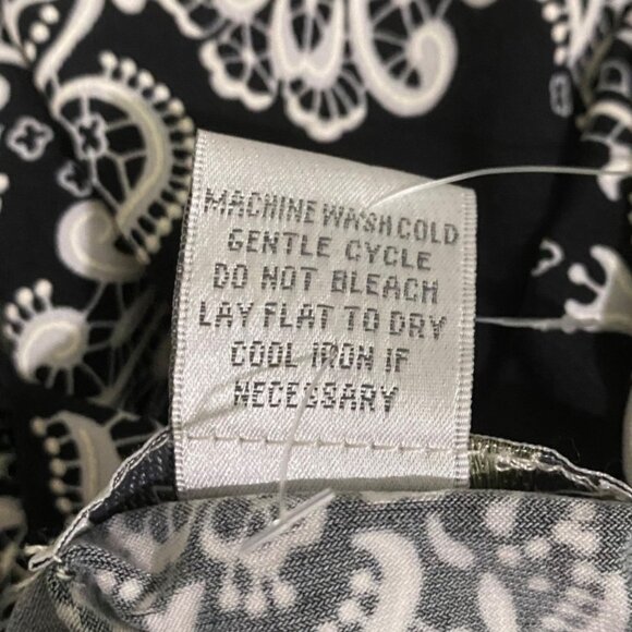 Emma & Olive Women's Pullover Top L Black and White - Picture 7 of 7